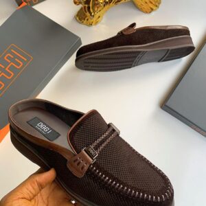 OGGI black mesh men's mule with braided strap and metal logo hardware for Levonte Luxe.
